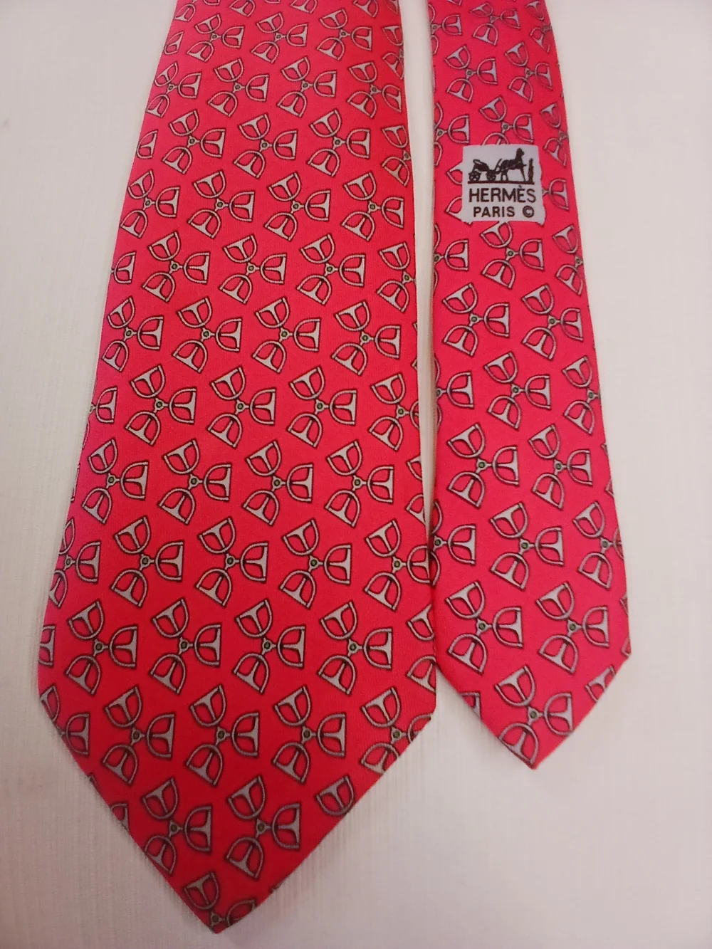 Vintage Hermes Paris #7479 IA Red Stirrups Equestrian,Silk Tie France.